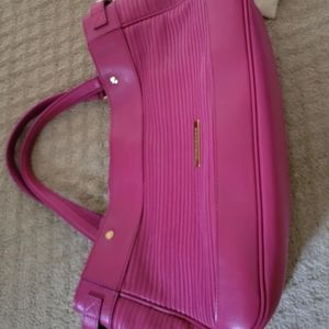 Burberry rhubarb pink handbag